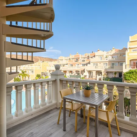 Paraiso B18 Penthouse Sea View & Sunny Terraces *